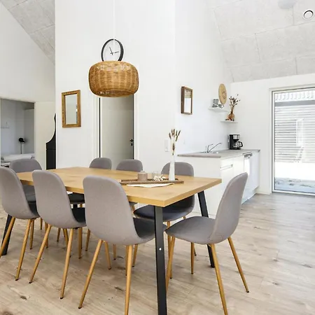 4 Bedroom Amazing In Romo Kongsmark