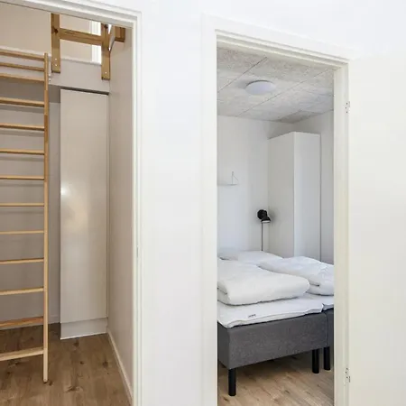 4 Bedroom Amazing In Romo Dom wakacyjny Kongsmark