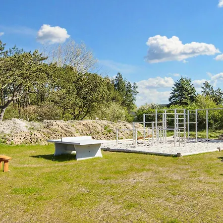 בית נופש 4 Bedroom Amazing In Romo *